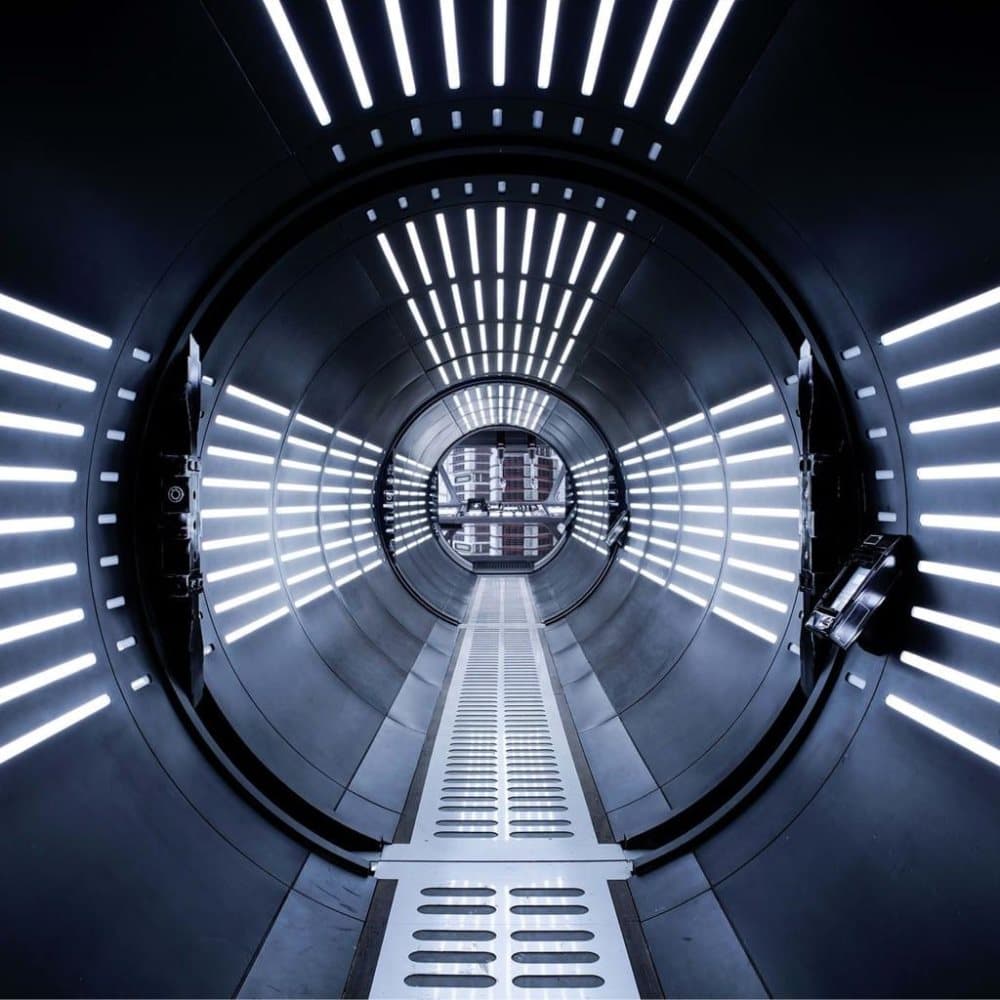 Komar Fototapet Star Wars Tunnel 368x254 cm svart