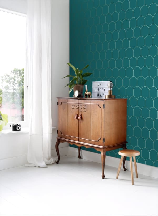 ESTAhome tapet art deco bensinblått och guld 0,53 x 10,05 m