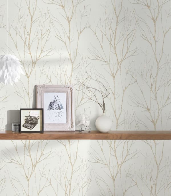 Non woven-tapet blomster Profhome 372603-GU lätt texturerad matt färg beige guld grädde 5,33 m2