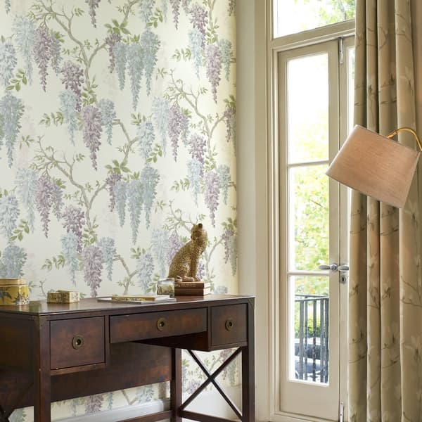 Laura Ashley - Non-woven tapet - Wisteria Garden Pale Iris - 10mx52cm