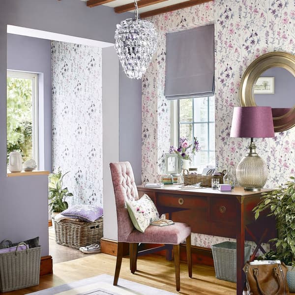 Laura Ashley - Non-woven tapet - Wild Meadow Pale Iris - 10mx52cm