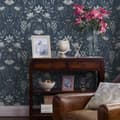 Miniatyrbillede 3 af 5: Laura Ashley - Non-woven tapet - Parterre Dark Seaspray - 10mx52cm