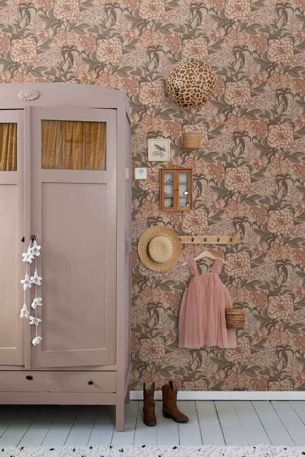 ESTAhome tapet vintage blomster antikrosa, gråligtgrønt og terracotta pink 0,53 x 10,05 m
