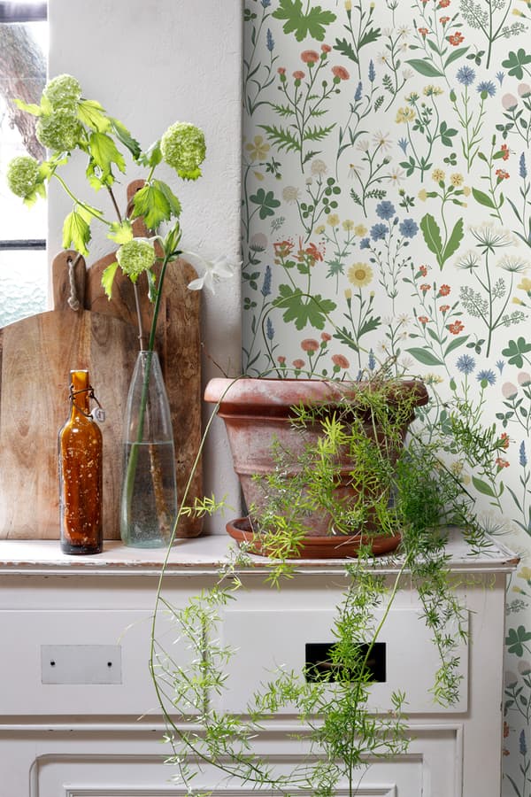 ESTAhome tapet vilda blommor mångfärgat på vitt 0,53 x 10,05 m