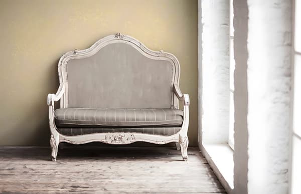 Textiltapet Blommig Profhome 306573-GU texturerad glansigt mönster matt bakgrund färg guld grädde 5,33 m2