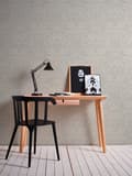 Miniatyrbild 5 av 6: Non woven-tapet ornament Profhome 305451-GU lätt texturerad matt färg silver grädde 5,23 m2