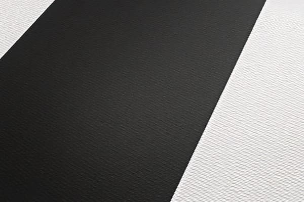 Non woven-tapet traditionell Profhome 334213-GU lätt texturerad matt färg svart vit 5,33 m2