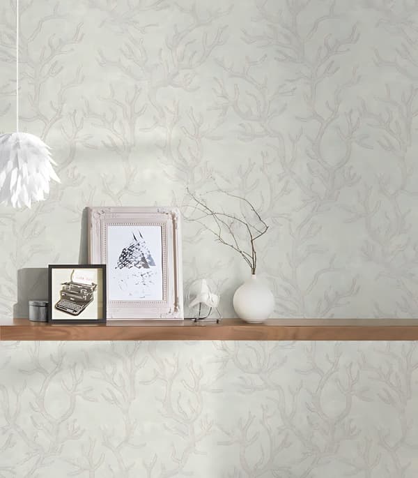 Non woven-tapet natur Profhome 344974-GU lätt texturerad glansigt mönster matt bakgrund färg grå violett melon gul 7,04 m2