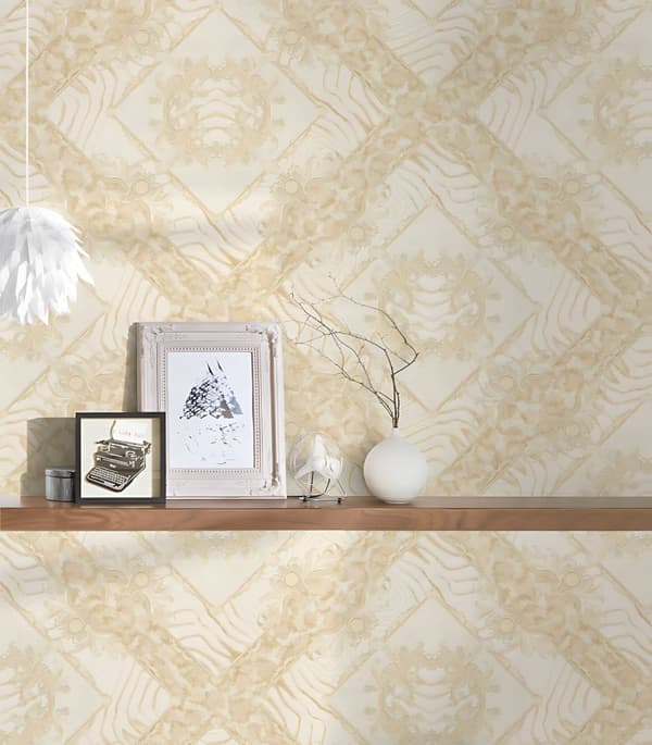 Non woven-tapet ornament Profhome 349044-GU lätt texturerad glansigt mönster matt bakgrund färg beige grädde guld 7,04 m2