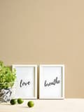 Miniatyrbild 6 av 8: Non woven-tapet uni kulör Profhome 353160-GU slät glansigt färg beige 5,33 m2