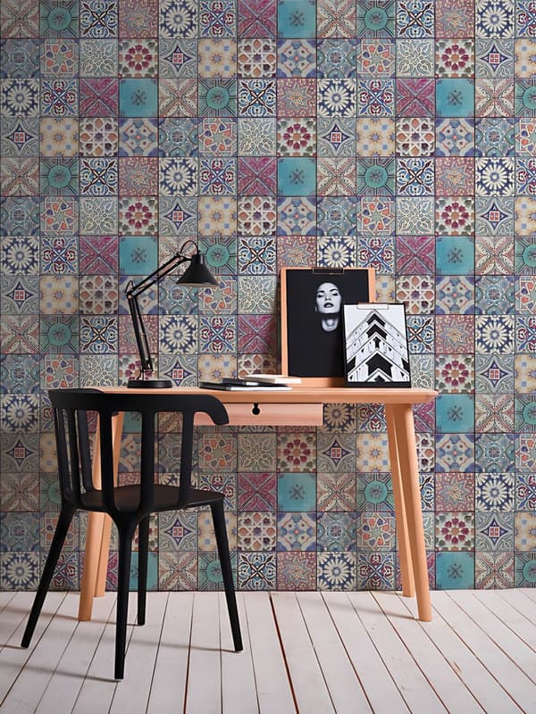 Non woven-tapet kakel mönster Profhome 362051-GU lätt texturerad matt färg blå violett grädde 5,33 m2
