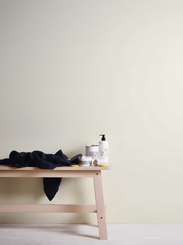 Non woven-tapet uni kulör Profhome 368003-GU slät matt färg grädde 5,33 m2