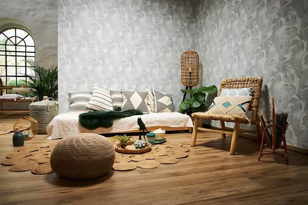 Non woven-tapet blomster Profhome 373964-GU lätt texturerad matt färg grön grädde beige 5,33 m2