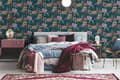 Miniatyrbild 4 av 6: Non woven-tapet kolibrier Profhome 377012-GU slät matt färg blå teal orange gul rosa 5,33 m2