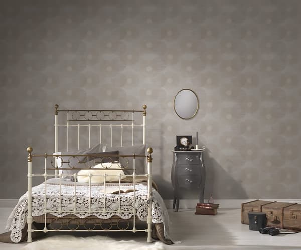 Ikke-vævet tapet geometriske Profhome 378323-gu lidt tekstureret glitrende mønster mat baggrund färg beige grå 5,33 m2