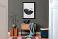 Miniatyrbild 5 av 6: Non woven-tapet ornament Profhome 379573-GU lätt texturerad glansigt mönster matt bakgrund färg grå guld svart 5,33 m2