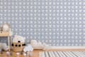 Miniatyrbild 4 av 5: Non woven-tapet djur mönster Profhome 381311-GU lätt texturerad matt färg grå vit svart gul 5,33 m2