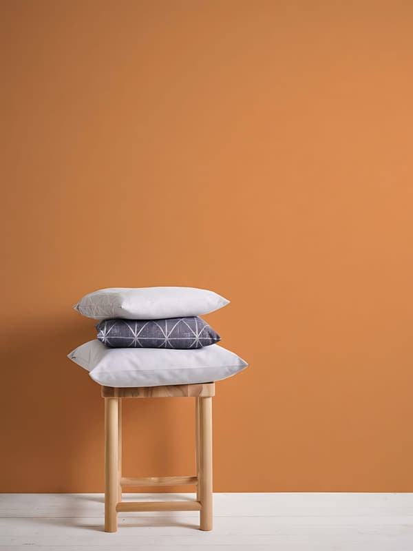 Non woven-tapet uni kulör Profhome 383266-GU lätt texturerad matt färg orange 5,33 m2
