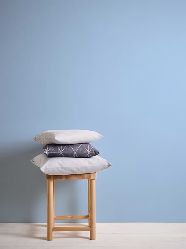 Non woven-tapet uni kulör Profhome 383273-GU lätt texturerad matt färg blå 5,33 m2
