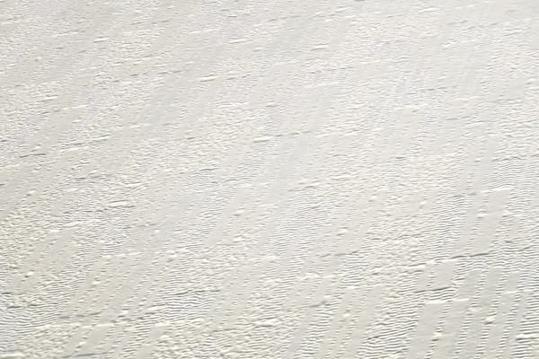 Övermålningsbar tapet uni kulör Profhome 570215-GU lätt texturerad matt färg vit 5,33 m2