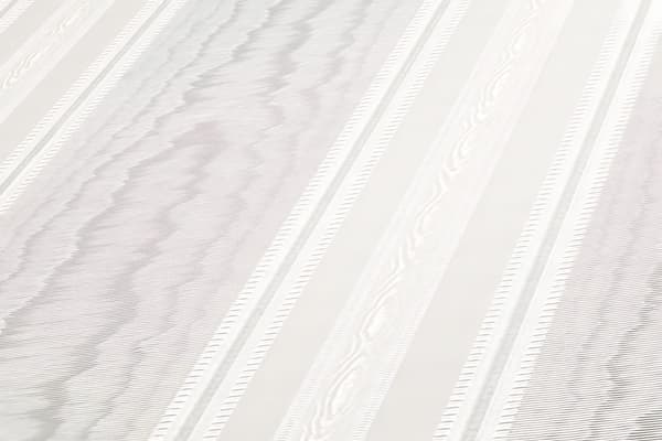 Tapet tyg utseende Profhome 765819-GU lätt texturerad matt färg vit 5,33 m2