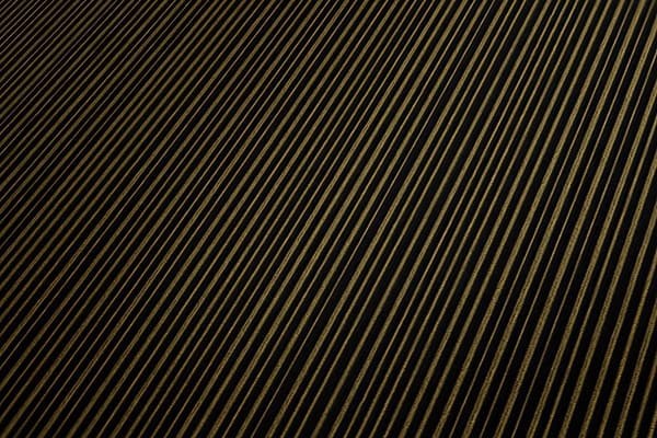 Non woven-tapet ränder Profhome 935254-GU slät glansigt färg svart guld 7,04 m2