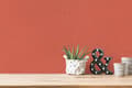 Miniatyrbild 5 av 8: Non woven-tapet tyg utseende Profhome 387458-GU lätt texturerad matt färg orange lax rosa röd orange 5,33 m2