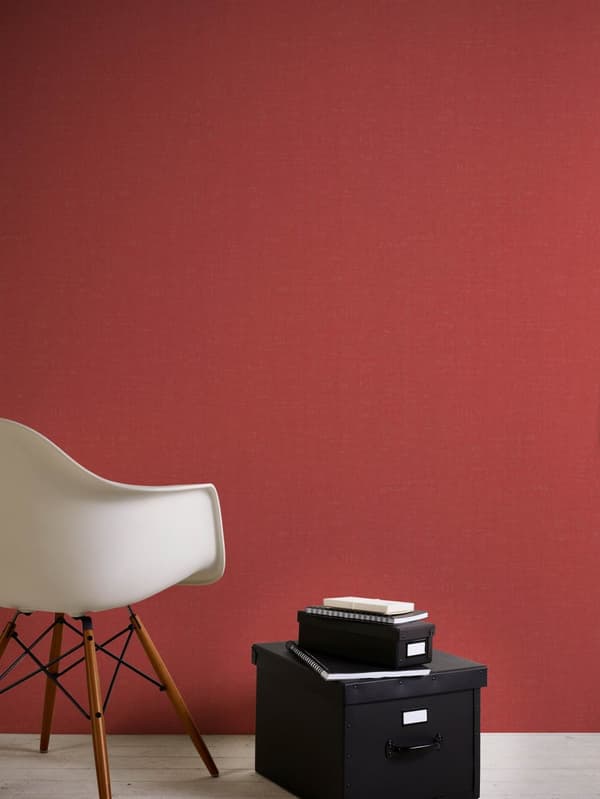 Non woven-tapet tyg utseende Profhome 387462-GU lätt texturerad matt färg röd lax rosa 5,33 m2
