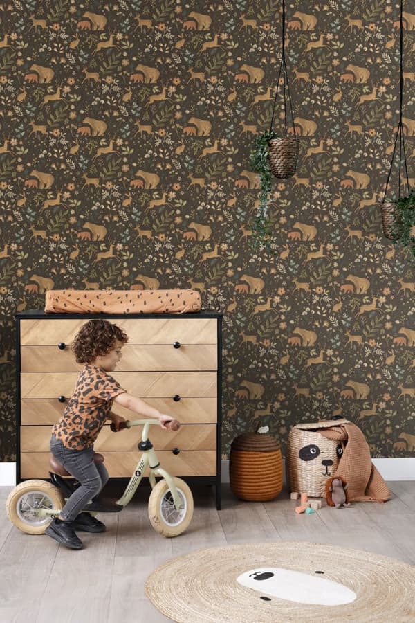 ESTAhome tapet skov med skovdyr brunt og beige 53 cm x 10,05 m