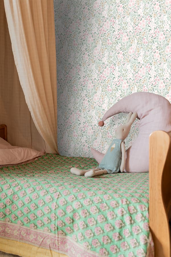 ESTAhome tapet blommor milt rosa och grönt 53 cm x 10,05 m
