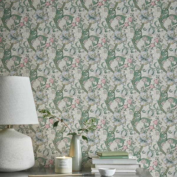 Clarke & Clarke William Morris Collection Lily Wallpaper