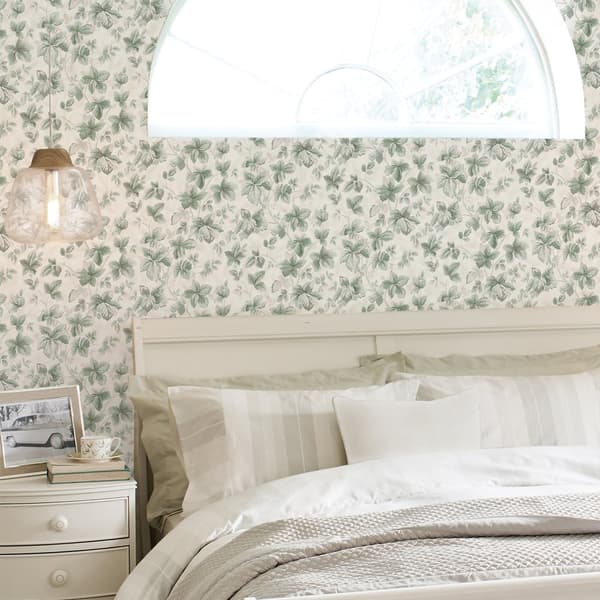 Laura Ashley - Non-woven tapet - Autumn Leaves Sage Green - Grön - 10mx52cm