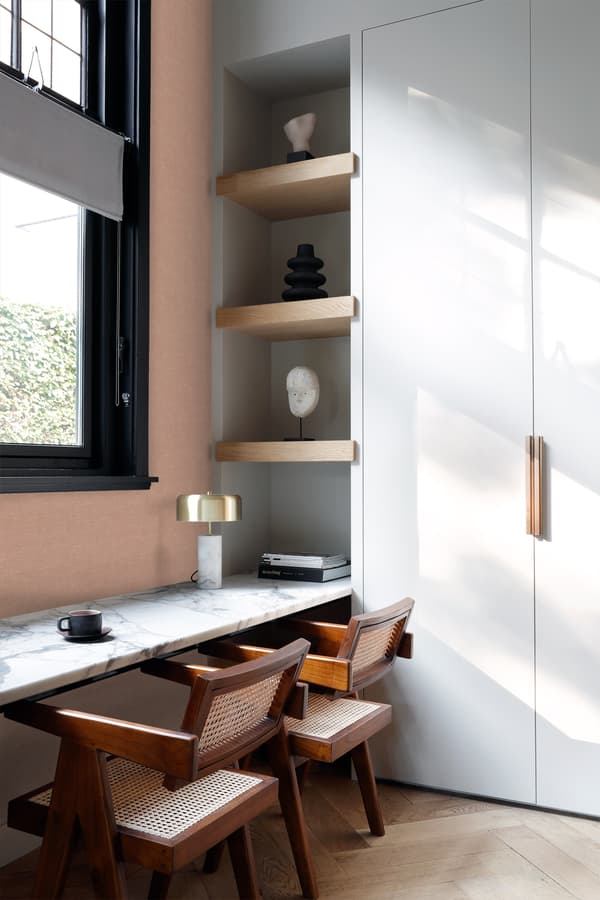 Origin Wallcoverings tapet enfärgad linnestruktur terrakottaröd 0.53 x 10.05 m