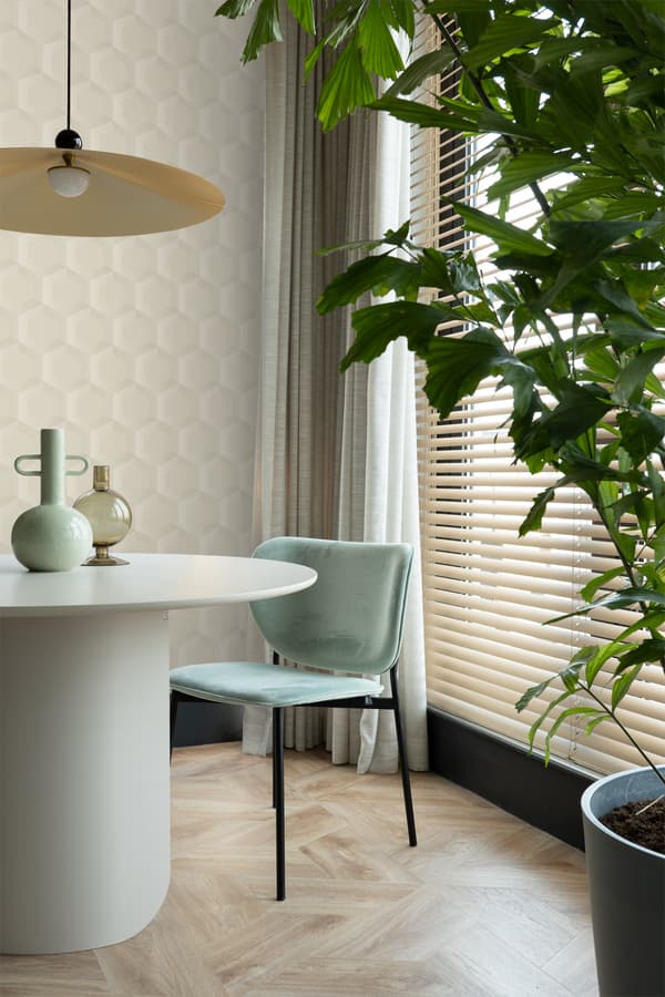 Origin Wallcoverings tapet 3d vaxkakemotiv ljusbeige 0.53 x 10.05 m