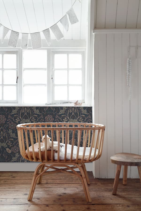 ESTAhome tapet blommor och fåglar mörkblått och antikrosa 0.53 x 10.05 m