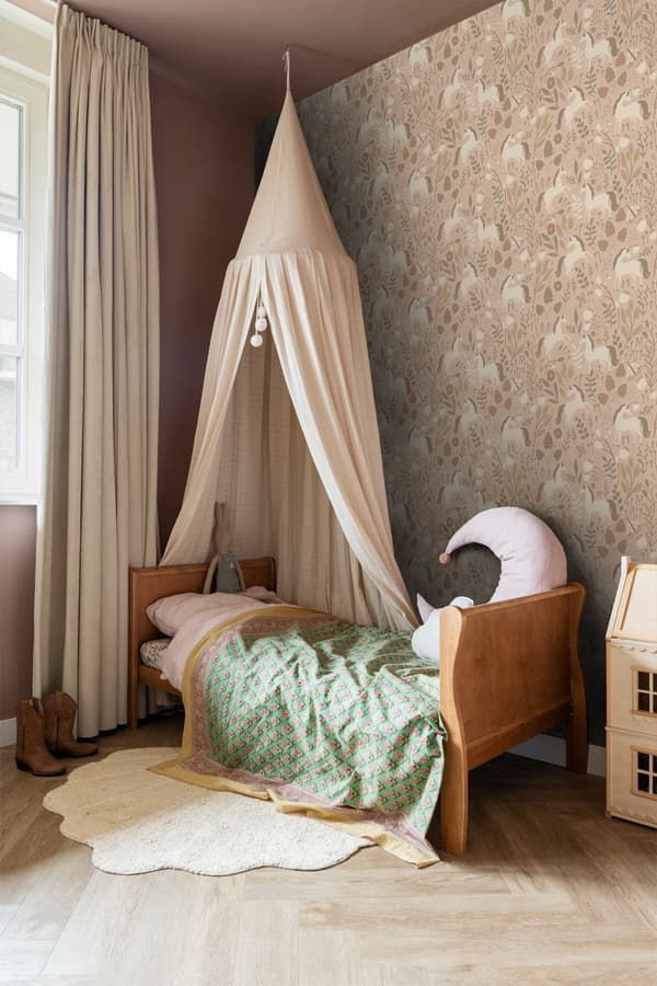 ESTAhome tapet unicorns sandfärgat 0.53 x 10.05 m
