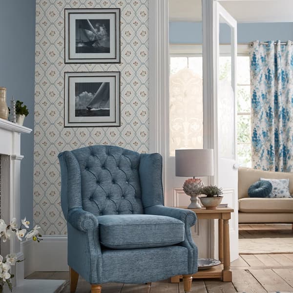 Laura Ashley - Non-woven Tapet Pinford Trellis Pale Seaspray Blue