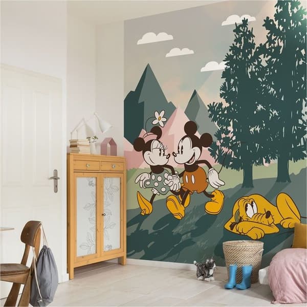 Komar Tapet Digitalkomposition Disney Mickey Minnie Promenad Pluto Natur 250 x 200 cm