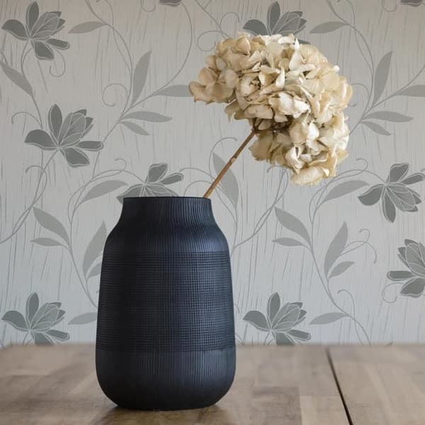 Tapet blommor Lenni M1-No.3739 | Tapet | Grå | Vit | Blommig | Klassisk