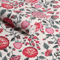 Miniatyrbillede 3 af 3: Cath Kidston - Vliesbehang - Strawberry Garden Rose