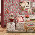 Miniatyrbillede 2 af 3: Cath Kidston - Vliesbehang - Strawberry Garden Rose