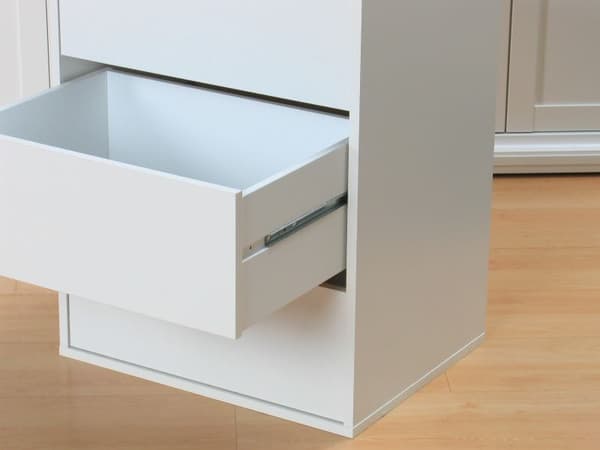 Skuffeelement til garderobeskap og skyvdedørsgarderobe hvit.