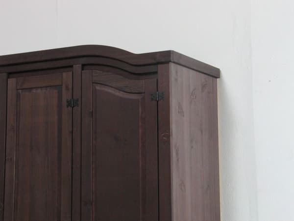 New Mexico garderobeskap 3-dørs bredde 152 cm, høyde 193 cm kolonial beis/voks.