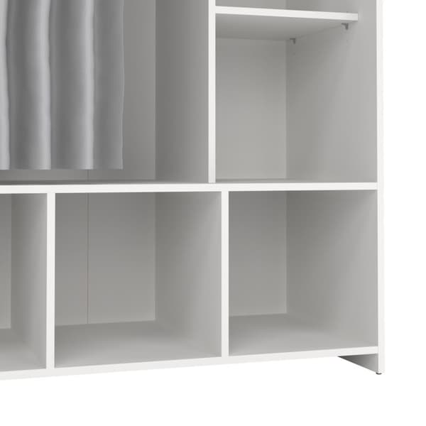 Kit klædeskab med gardin lysegrå.