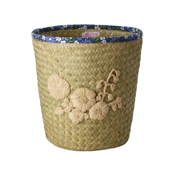 RICE Raffiakurv med broderi af naturblomster - kant af blomsterstof