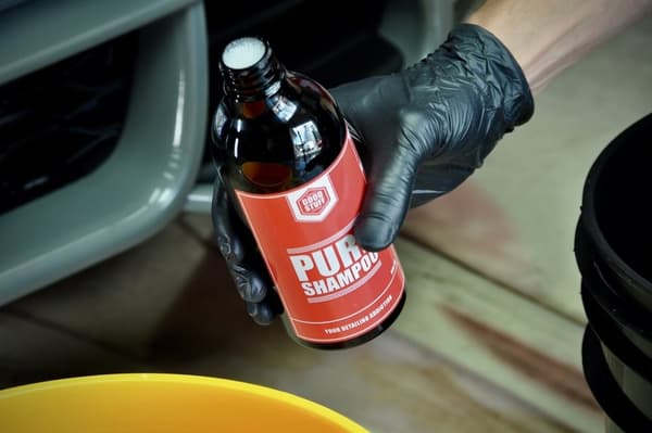 Hyvä Stuff Pure Shampoo 1L Autonpesuaine auton pesuun