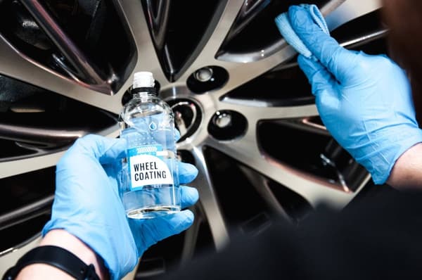 AQUA Wheel Coating 30ml Vanteiden pinnoite auton suojaamiseksi