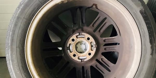 Hyvä Stuff Wheel Cleaner Acid 5L Hapan puhdistusaine vanteille auton pesuun