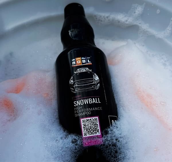 ADBL Snowball 0,5L Schampo med neutral pH Bilkosmetika för bilvård