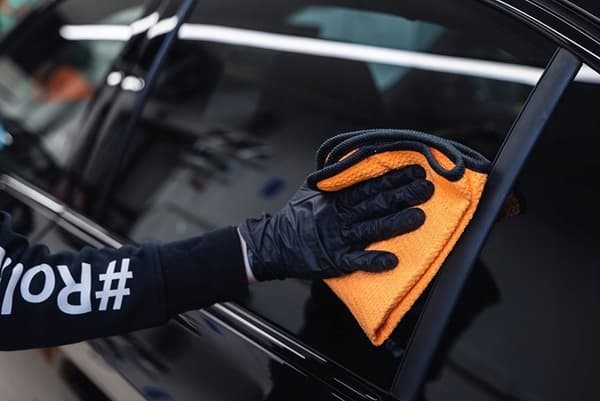 ADBL Glass Cleaner 0,5L lasinpesuaine Autonhoitotuotteet Auton pesu Jälkiä jättämätön